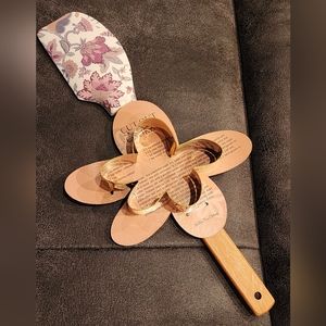 Matilda Jane spatula and cookie cutter gift set